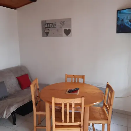 L'escale Du Voyageur Apartment *